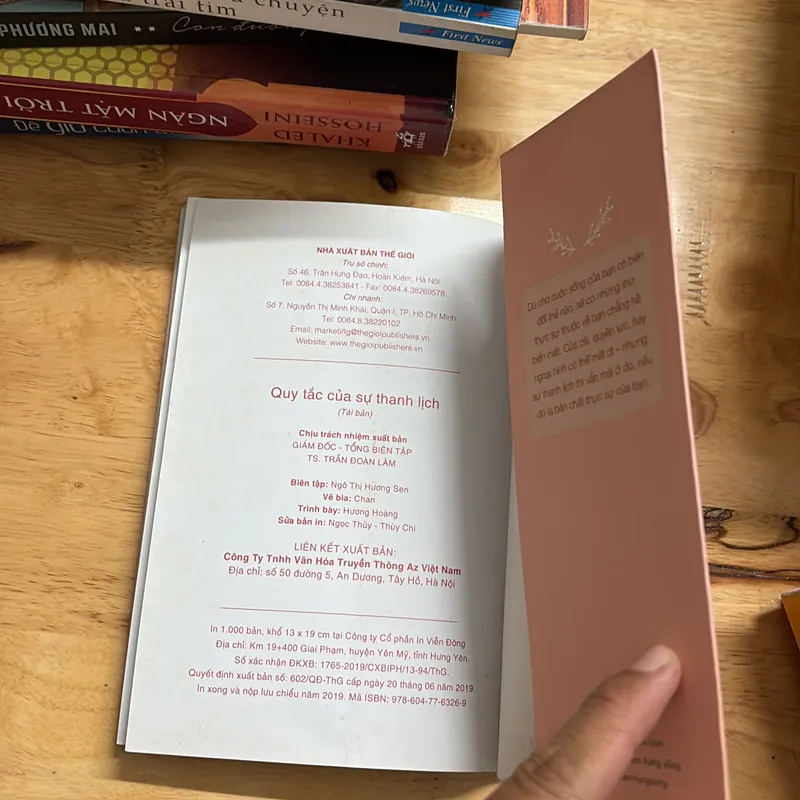 II Sách Kỹ Năng: Quy Tắc Của Sự Thanh Lịch - Emiko Kato - 2019 700425