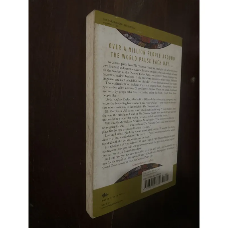 The Diamond Cutter: The Buddha on Managing Your Business and Your Life 1035305