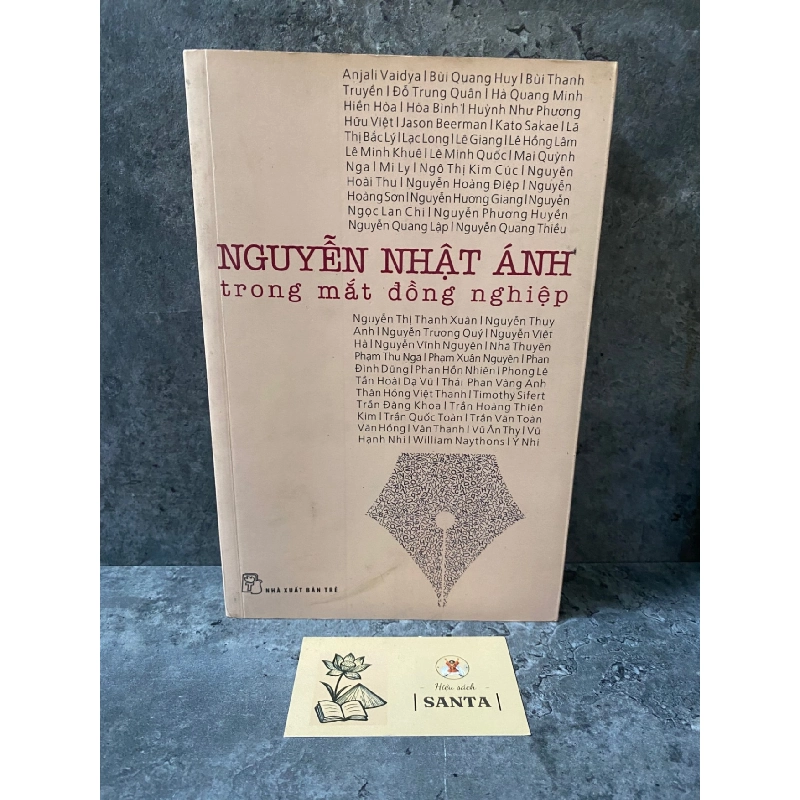 Nguyễn Nhật Ánh trong mắt đồng nghiệp- sách lưu kho chưa qua sd,độ mới 85% Sách văn học STB0302 909141