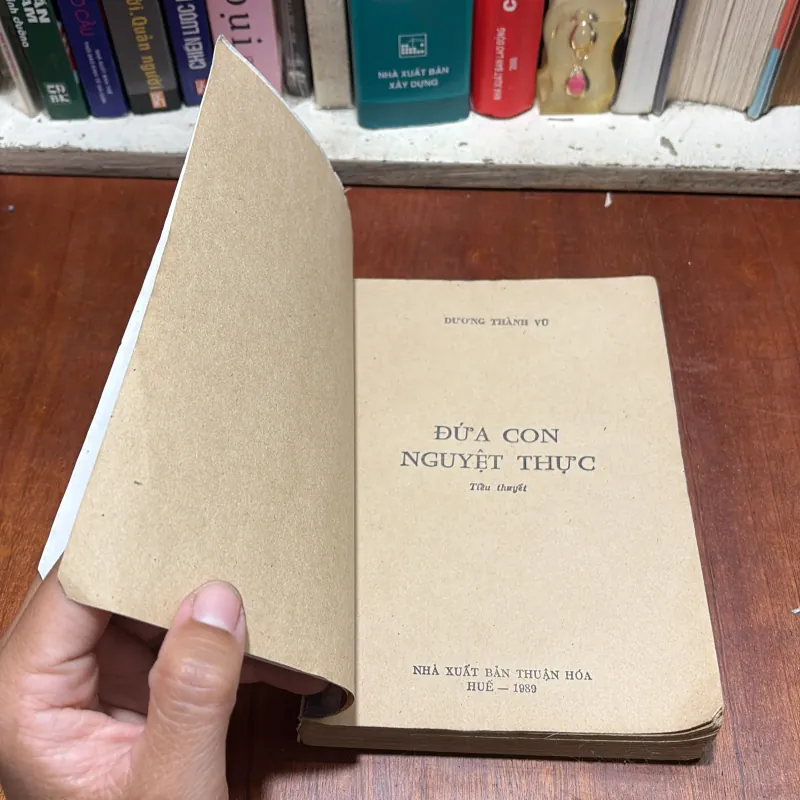 [Sách 8x] - II Tiểu Thuyết: Đứa Con Nguyệt Thực - Dương Thành Vũ - 1989 797575