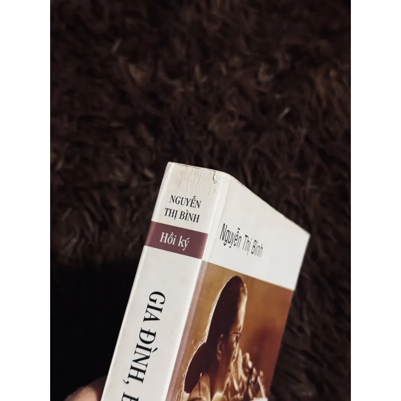 Gia đình, bạn bè và đất nước 975537