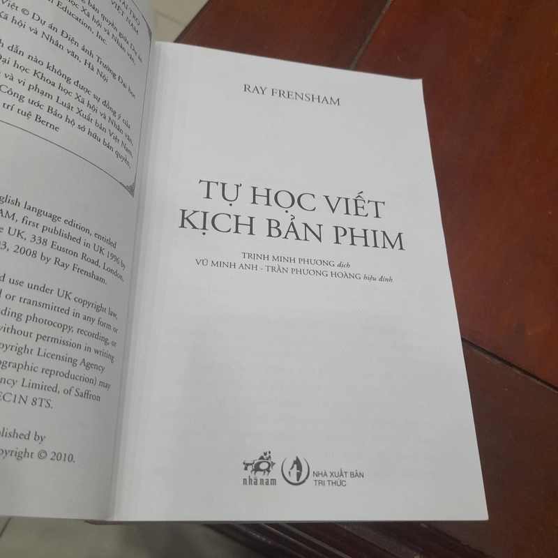 Ray Frensham - TỰ HỌC VIẾT KỊCH BẢN PHIM 474703