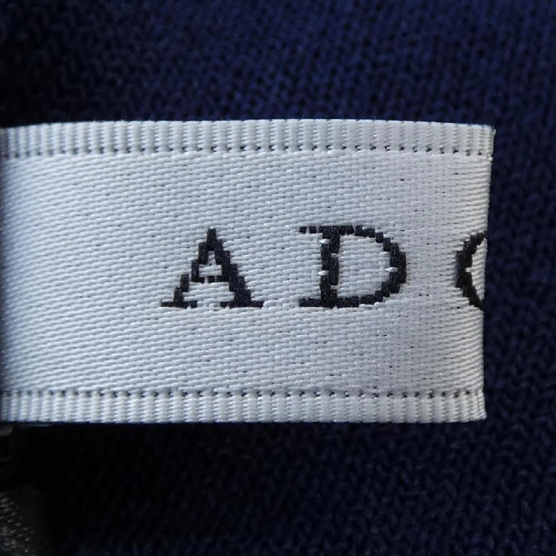 Áo ADORE - Hàng hiệu Authentic 811990