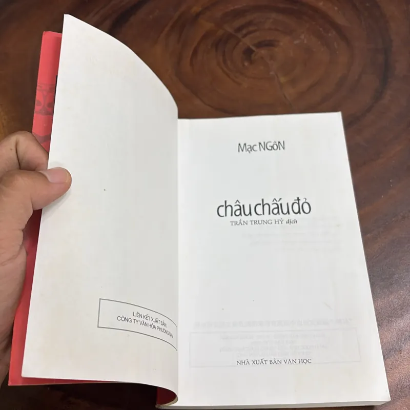 II Văn Học Trung Quốc: Châu Chấu Đỏ - Mạc Ngôn - Trần Trung Hỷ (Dịch) - 2008 997981