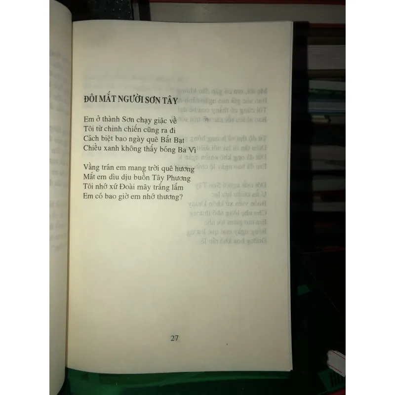 Thơ ca cách mạng Việt Nam giai đoạn 1945 - 1975 1018614