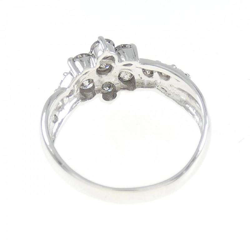 Nhẫn kim cương hoa K18WG 1.09CT 672274