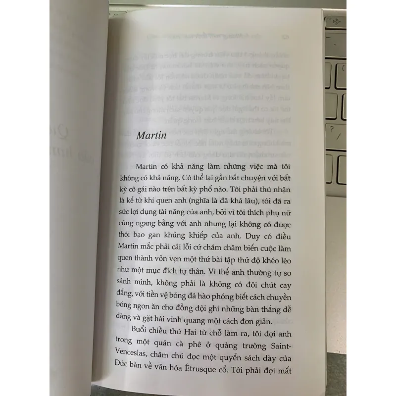 NHỮNG MỐI TÌNH NỰC CƯỜI - CAO VIỆT DŨNG (NGƯỜI DỊCH) 934218