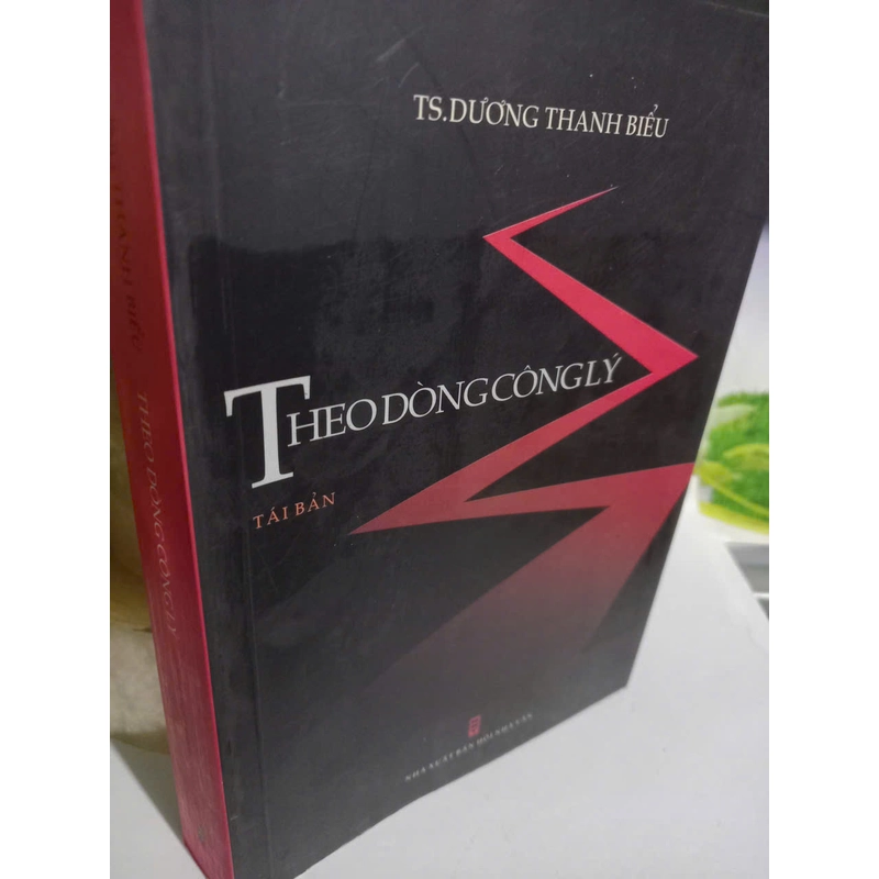 theo dòng công lý 533278