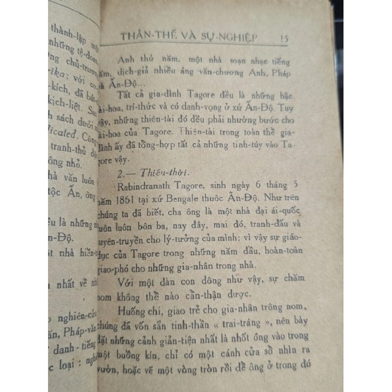 R.Tagore nhà thơ của nhân loại - Phan Lạc Tuyên và cộng sự 778554