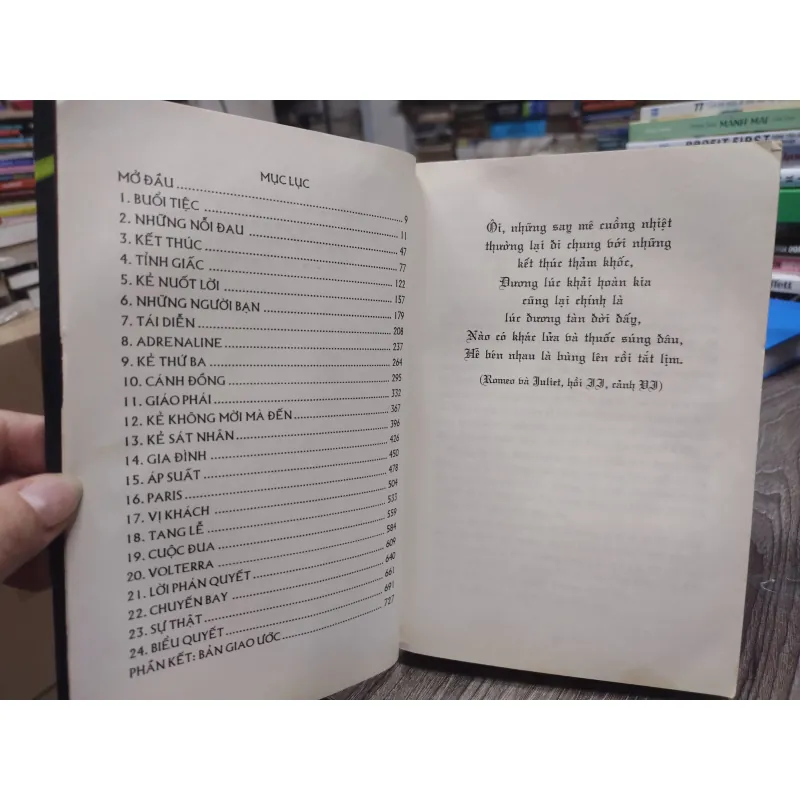 Sách: Trọn bộ Chạng Vạng, Trăng Non, Nhật Thực, Hừng Đông (B1) 728145