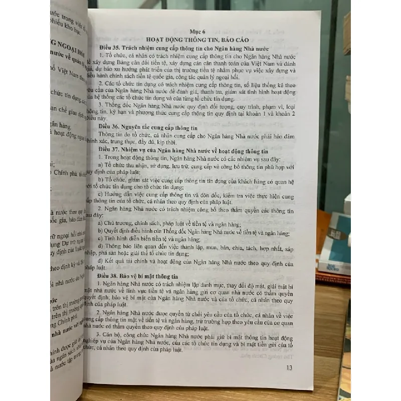 Hệ thống văn bản quy phạm pháp luật về hoạt động ngân hàng- Ngô phạm Hiền , Phạm Thị Hồng Nhung 716667