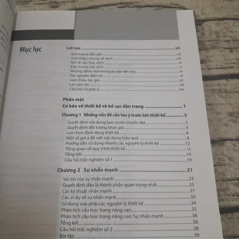 Nhập môn tư duy Thiết kế. Tái bản lần 1. Lisa Graham 591174