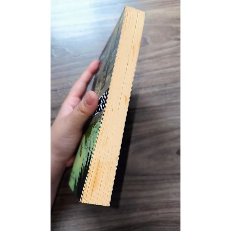 The Wings of the Sphinx - Andrea Camilleri (preloved book) 722907