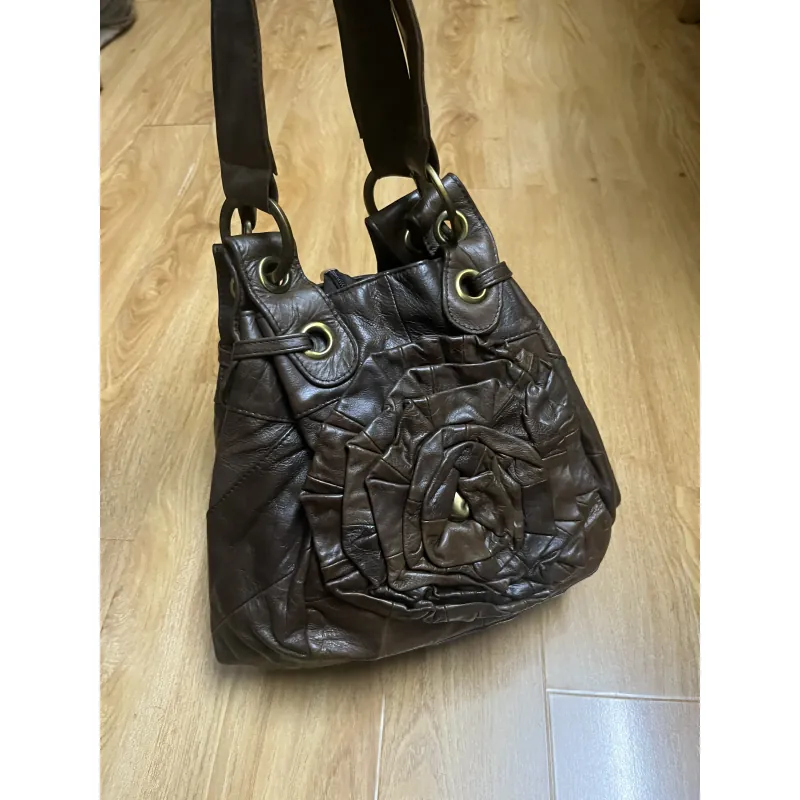 Túi nữ size 28*22*12 da thật 2hand 927865