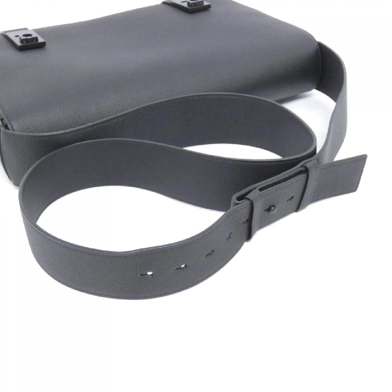 Túi xách vai Salvatore Ferragamo 24 1407 - Hàng hiệu chính hãng 767885