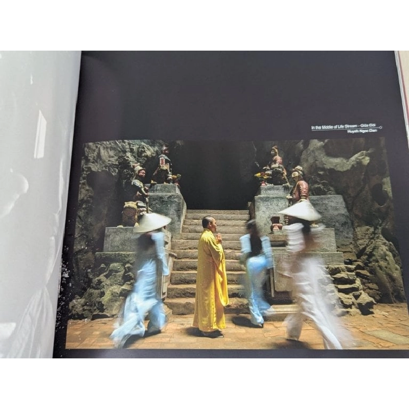 Insistence on hope - nhiều tác giả 785964