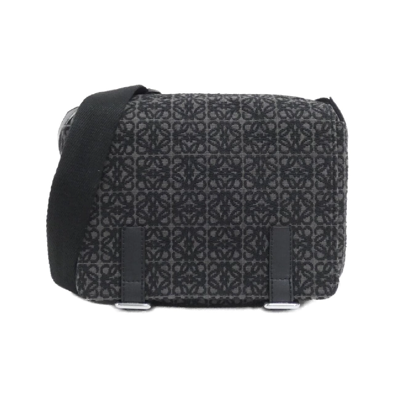 Túi đeo chéo quân đội Loewe XS B553A72X20 612571