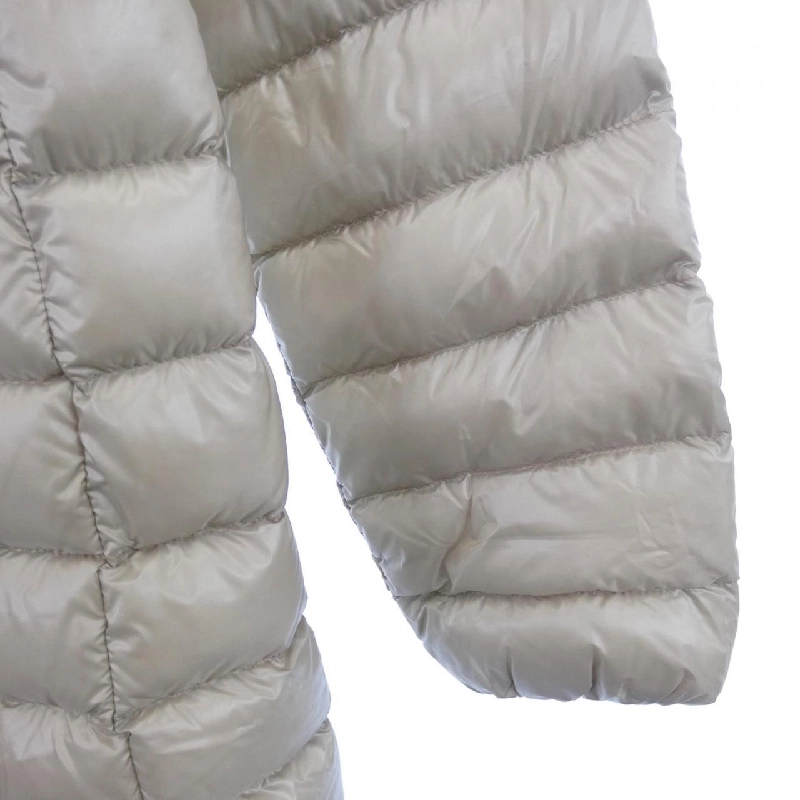 Áo khoác lông vũ MONCLER 644308