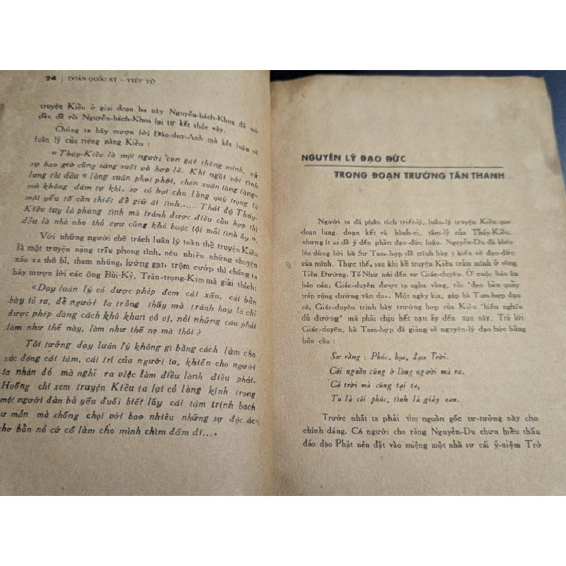Khảo luận về đoạn trường tân thanh - Doãn Quốc Sỹ và Việt Tử 452734