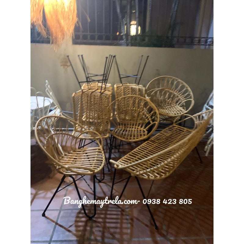 Bàn ghế mây nhựa thiết kế thanh mảnh 463485