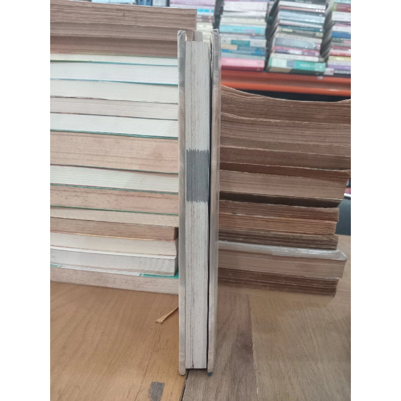 Sách tiếng Trung 8 596576