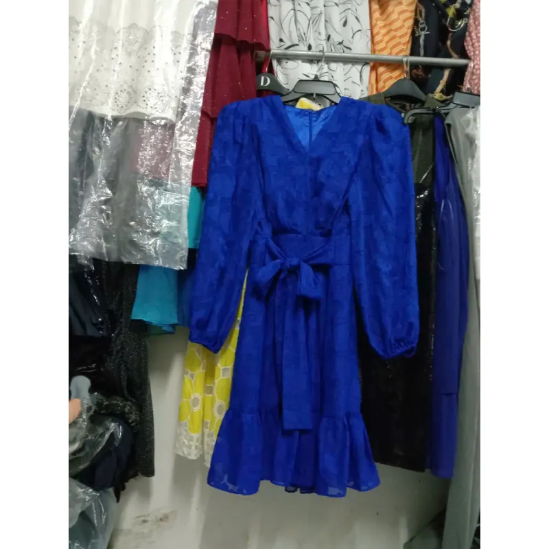 Đầm ren VINCE CAMUTE 561670