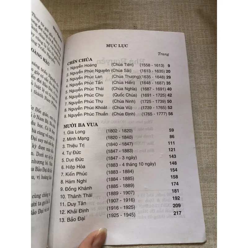 Nhà Nguyễn Chín Chúa Mười Ba Vua 993312