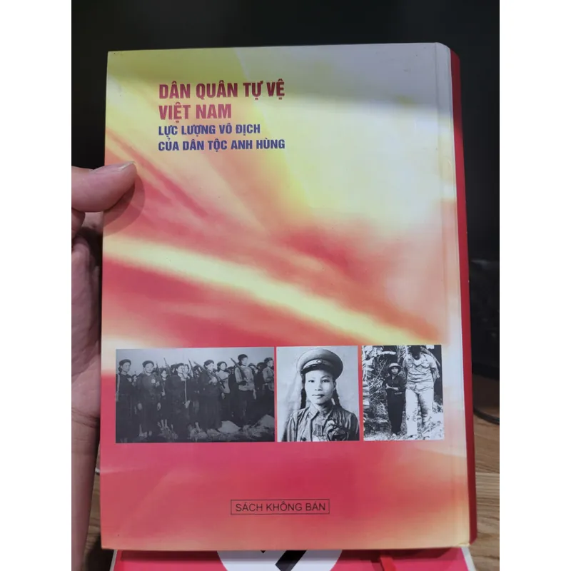 Dân quân tự vệ Việt Nam lực lượng vô địch của dân tộc anh hùng  713123