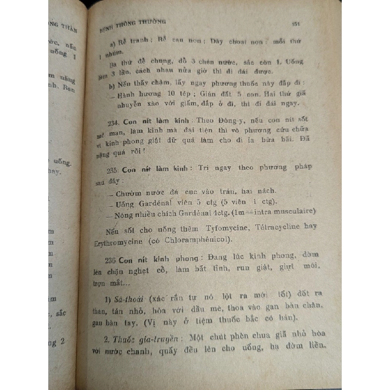 Sách thuốc phòng thân - Châu Giang Phạm Bá Chính & Võ Lang Đinh Phú Vũ (Sách đóng bìa, mất bìa trước) 352776