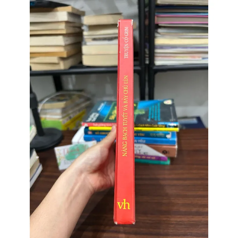 Nàng Bạch Tuyết và bảy chú lùn- Truyện cổ Grim 599687