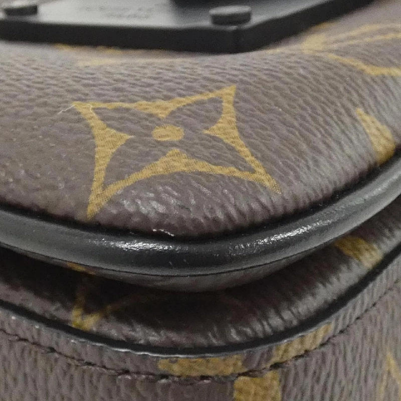 Túi đeo vai Louis Vuitton Monogram Macassar S-Lock Vertical Wearable Wallet M81522 608721