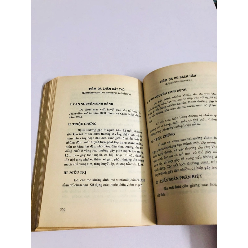 SỔ TAY TRA CỨU BỆNH NGOÀI DA - DA LIỄU - AIDS 539441