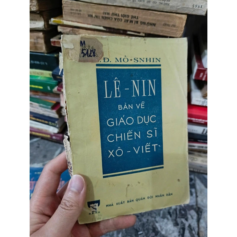 Lenin - Bàn về giáo dục chiến sĩ Xô viết 466322