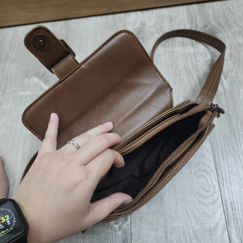 Túi đeo chéo Lee&tee cỡ nhỏ 523094