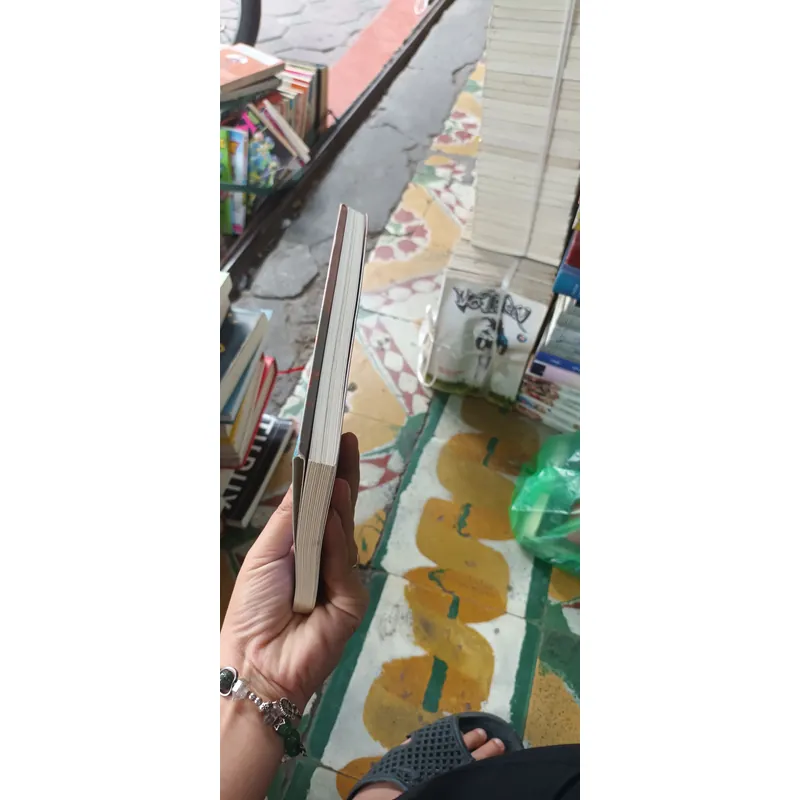 Người Xa Lạ- Albert Camus 604053