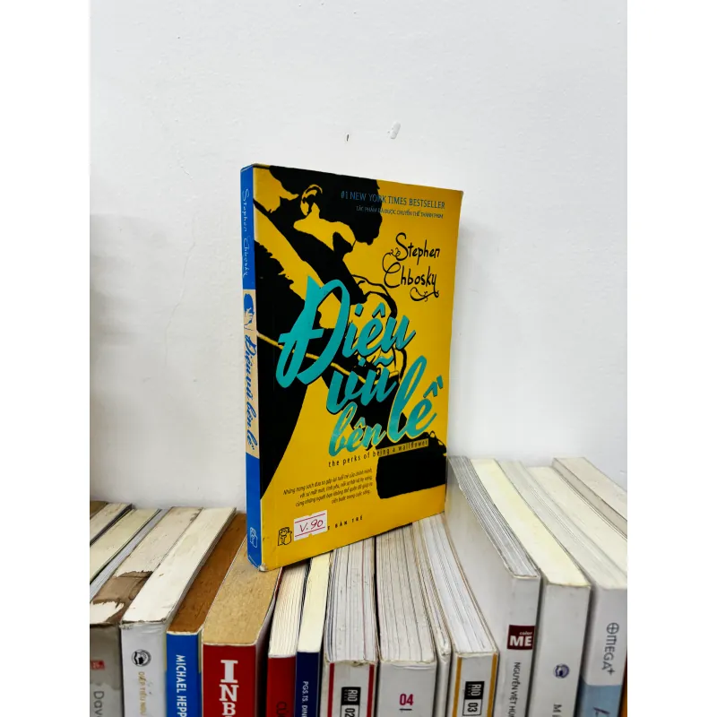 Sách - Điệu vũ bên lề 1003374