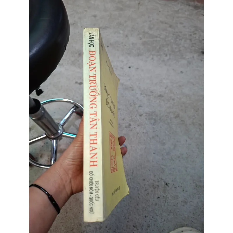 Đoạn trường tân thanh truyện kiều đối chiếu Nôm - quốc ngữ 995181