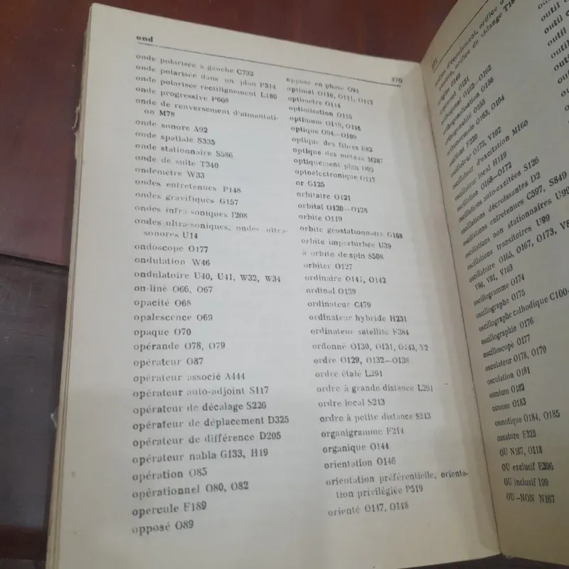 TỪ ĐIỂN THUẬT NGỮ KHOA HỌC KỸ THUẬT Anh - Pháp - Việt 1021166