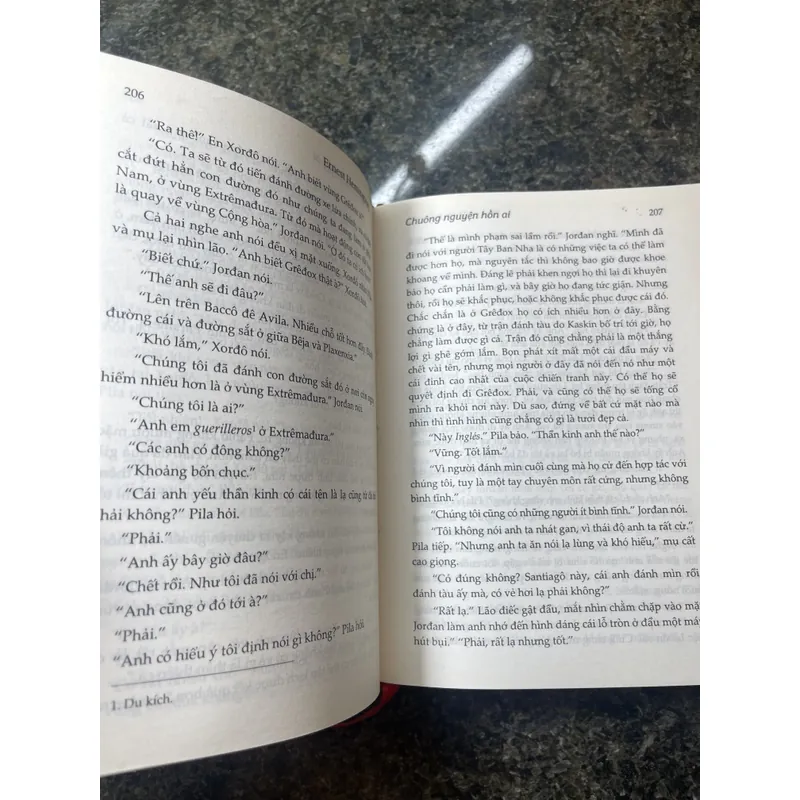 Chuông nguyện hồn ai Ernest Hemingway 674038