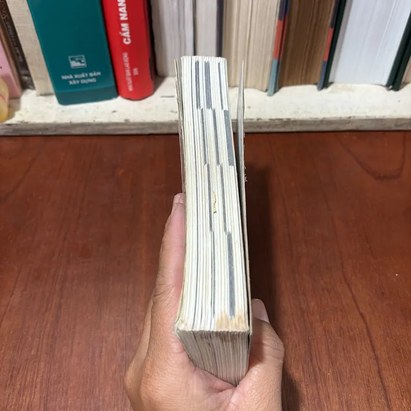 II English Books: Vietnam _ Includes Special Section On Vietnamese Cuisine 726957