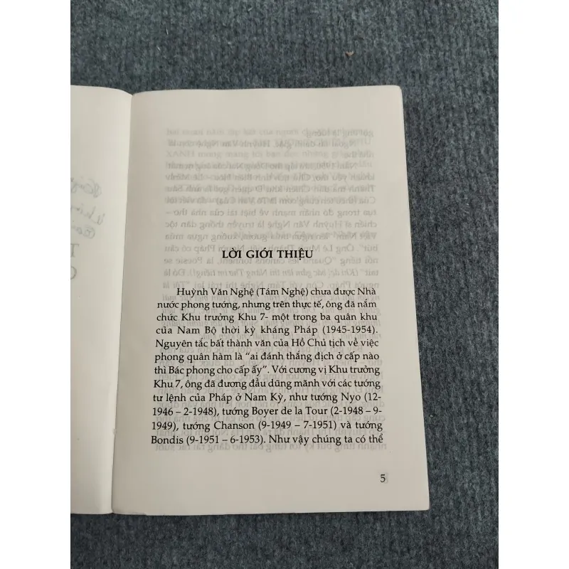 THI TƯỚNG CHIẾN KHU XANH (CHUYỆN HUỲNH VĂN NGHỆ) - NGUYÊN HÙNG 694839