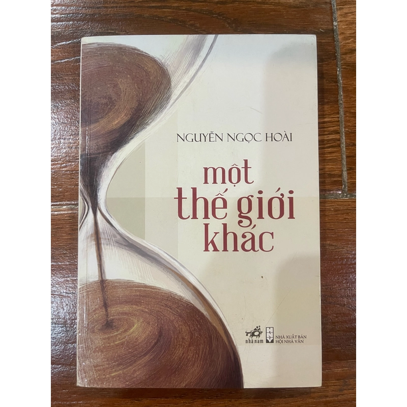 Một thế giới khác - Nguyễn Ngọc Hoài  (BM) 455667