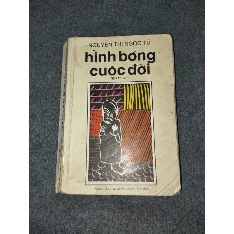 HÌNH BÓNG CUỘC ĐỜI - NGUYỄN THỊ NGỌC TÚ 588755