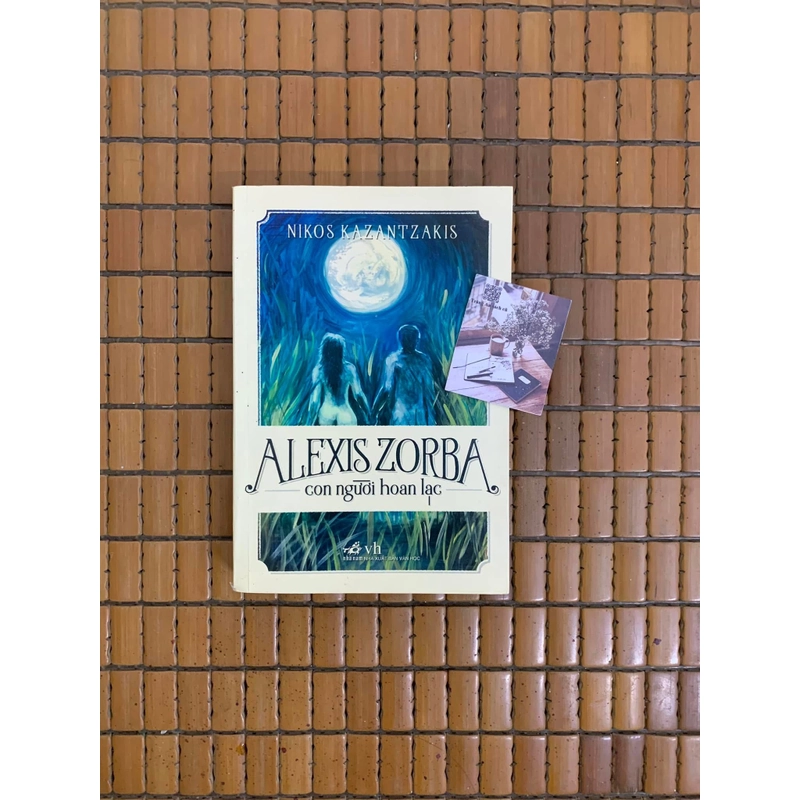 Con người hoan lạc Nikos 550144