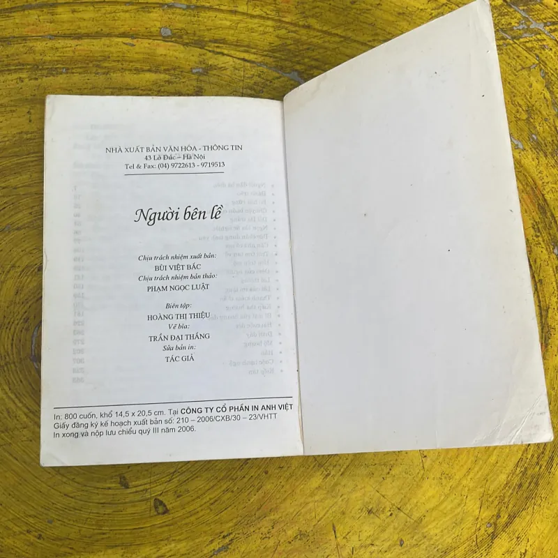 NGƯỜI BÊN LỀ - THIÊN SƠN 748898