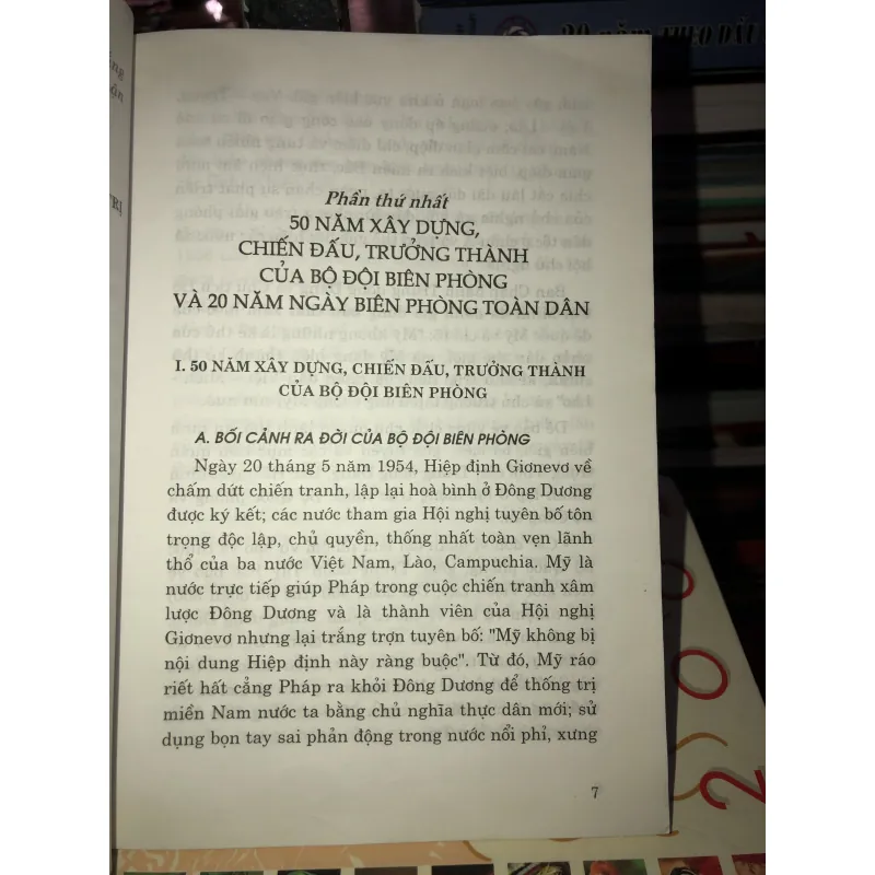 Tài liệu tuyên truyền 50 năm Ngày truyền thống Bộ đội Biên phòng (3-3-1959-3-3-2009)… 758867