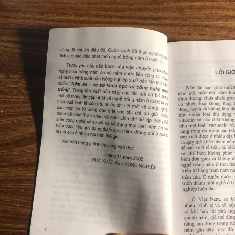 Nấm ăn- cơ sở khoa học và công nghệ nuôi trồng 989815