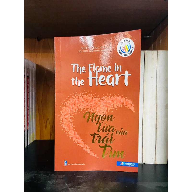 (Sách cũ SCGR) Ngọn lửa của trái tim - Văn học VAVOB4D1-5 Blogmeo090426 1015342