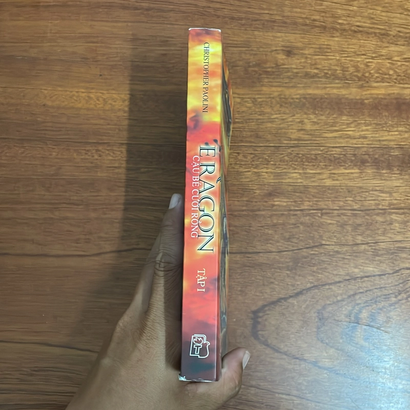 II Tựa sách: ERAGON _ Cậu Bé Cưỡi Rồng (Tập I) - CHRISTOPHER PAOLINI - 2010 497160