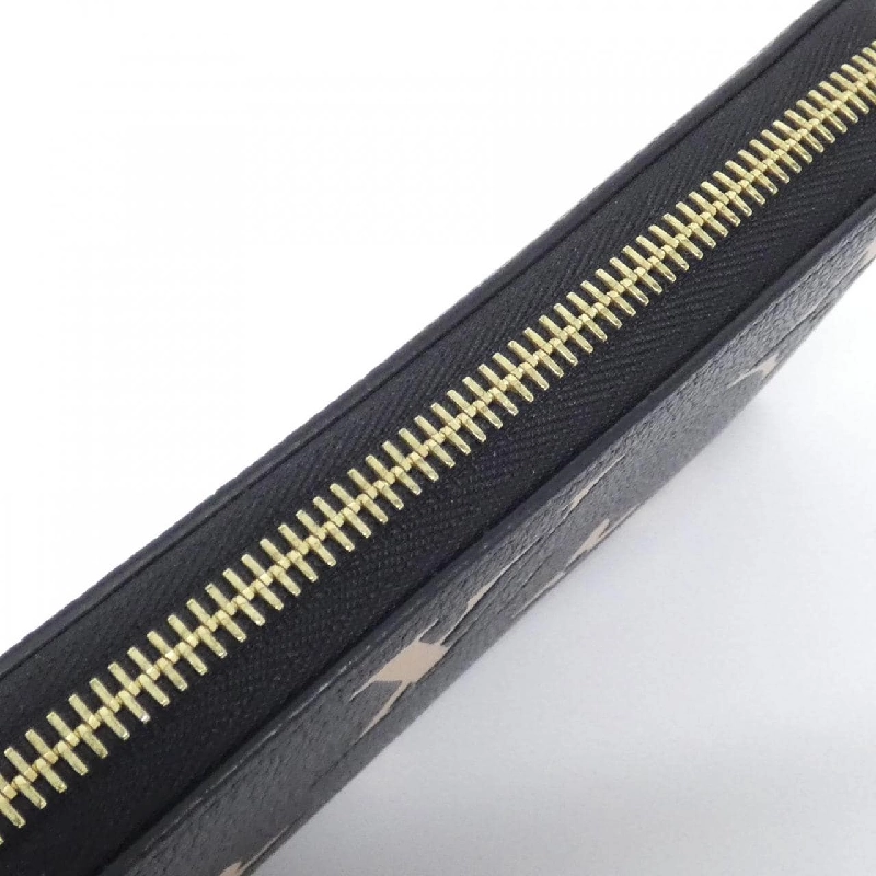 Ví Zippy Monogram 2 màu Louis Vuitton M80481 620993